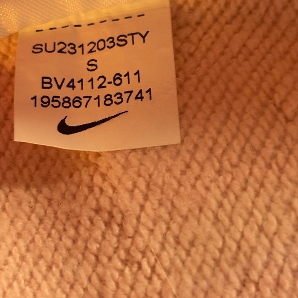 Nike Light Pink Apparel - Picture 5 of 9